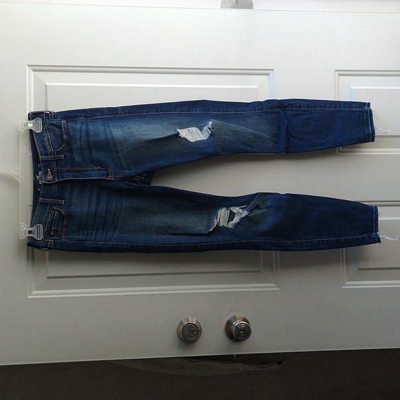 Hollister Denim - Hollister High Rise Super Skinny Crop Jeans